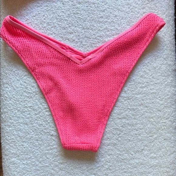 aerie Hot Pink Textured Bikini Top (M) & V‑Cut Bottom (S) - Picture 6 of 6
